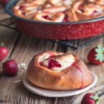 Strawberry-Cheesecake-Rolls